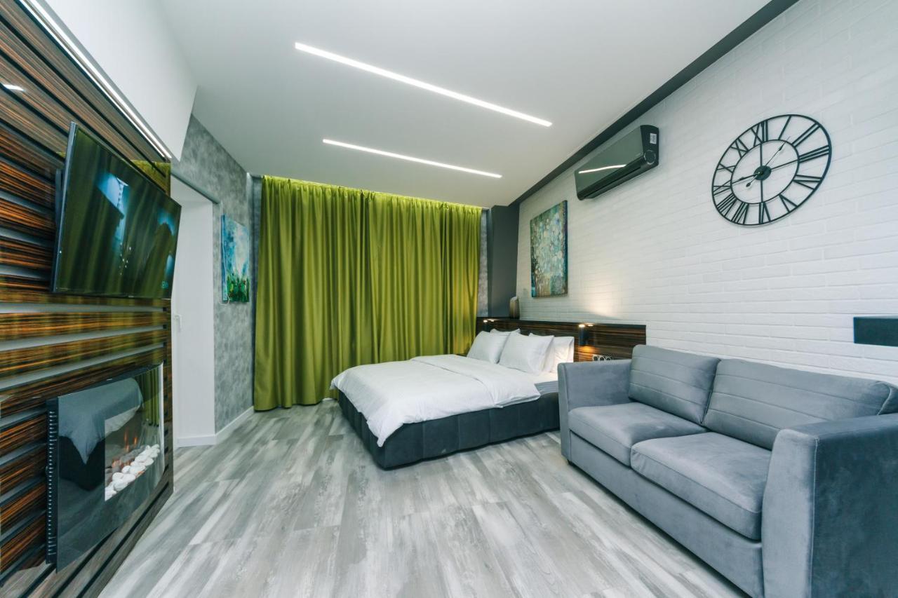 Luxury Apartments Arena Guliver Kiev Bagian luar foto